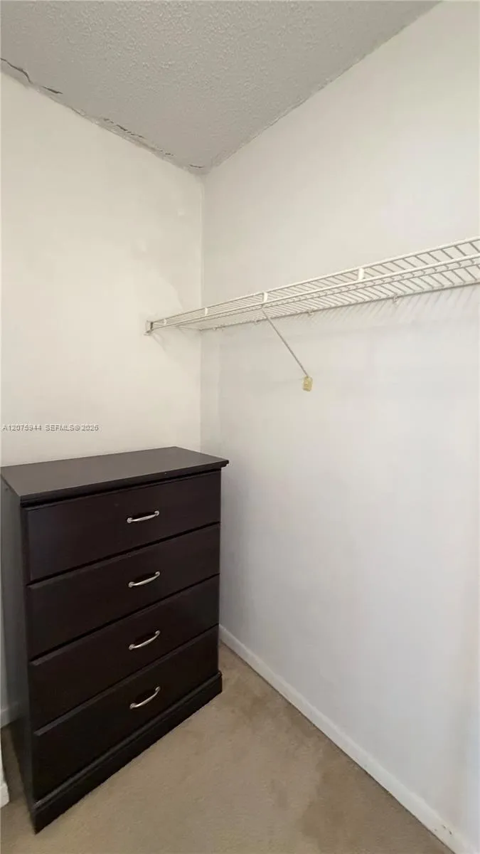 7601 E Treasure Dr #2115 North Bay Village, FL 33141