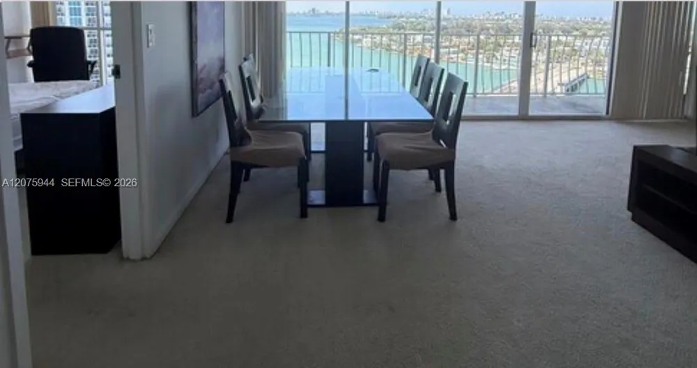 7601 E Treasure Dr #2115 North Bay Village, FL 33141