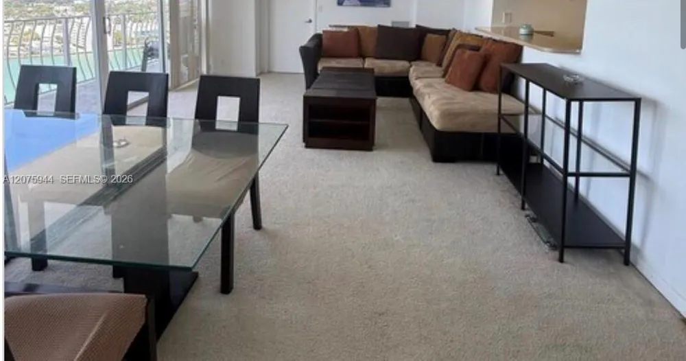 7601 E Treasure Dr #2115 North Bay Village, FL 33141