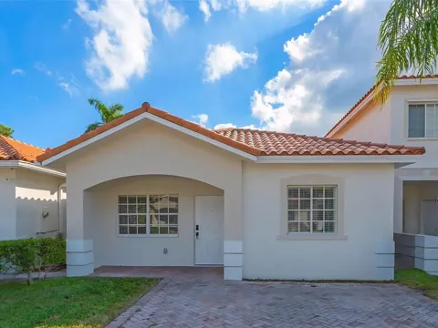 10906 SW 181st Terrace #10906