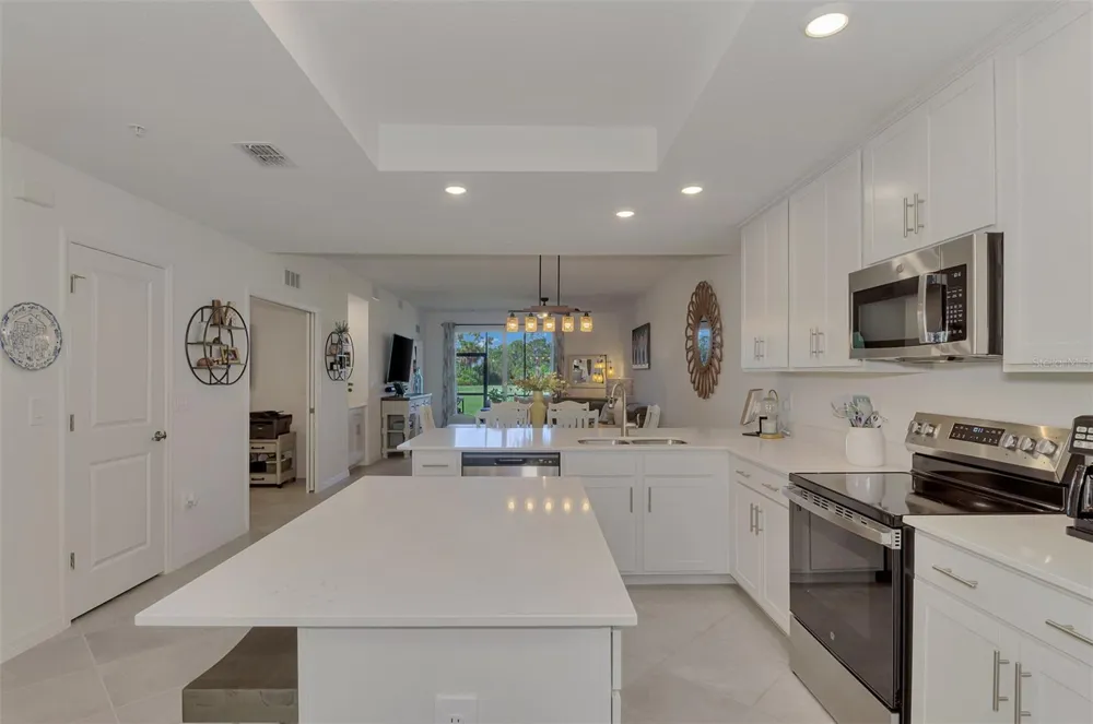 17440 OPAL SAND DRIVE #102 Venice, FL 34293