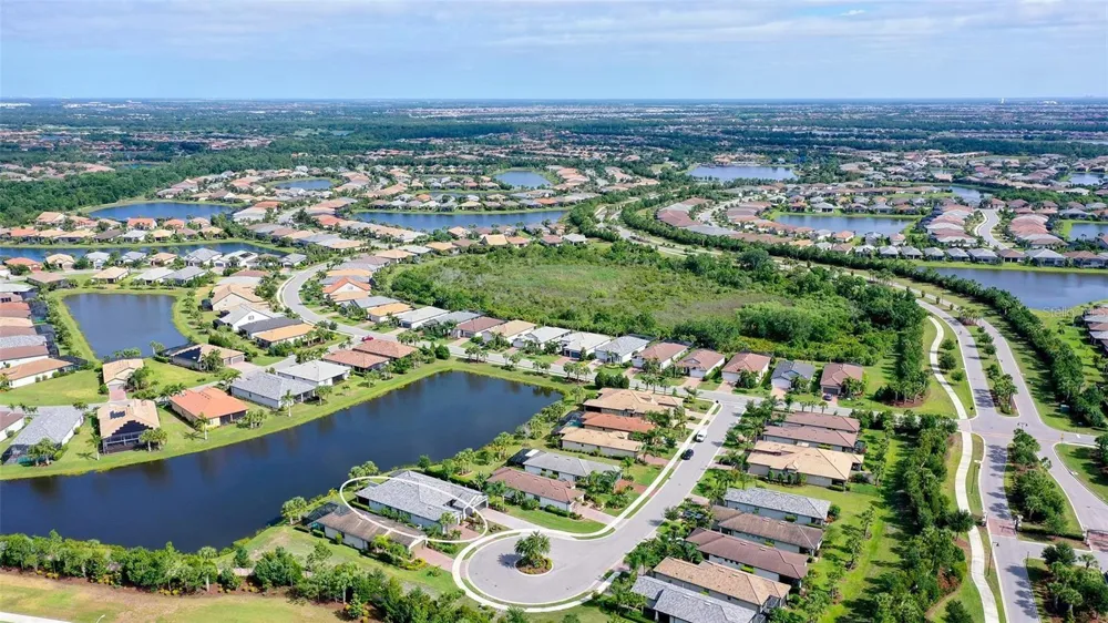 7636 KIRKLAND COVE Lakewood Ranch, FL 34202