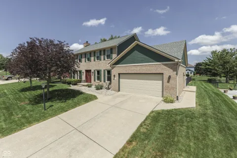 7401 Bunker Hill Crest