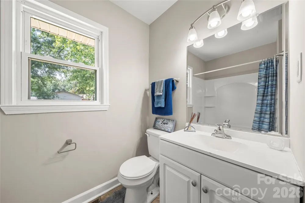 713 Crestwood Avenue Gastonia, NC 28054