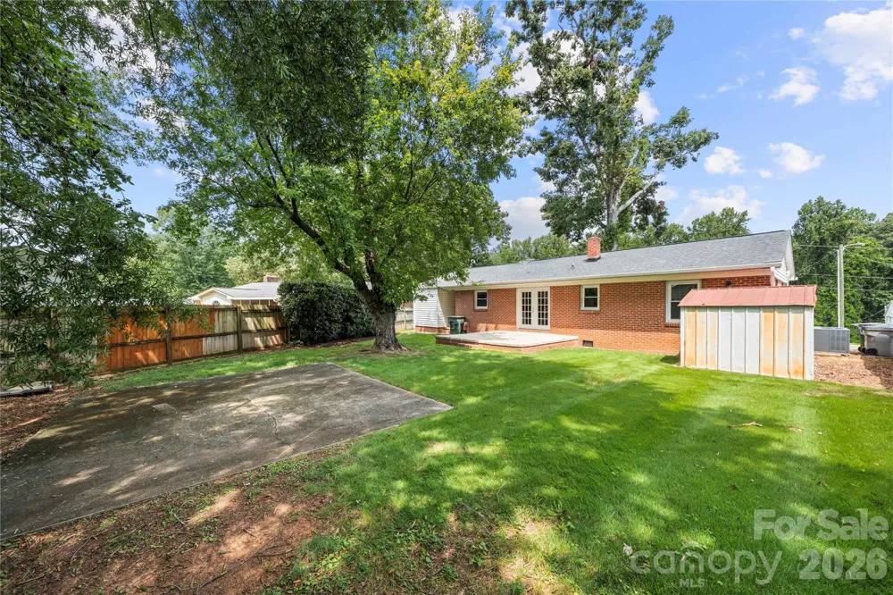 713 Crestwood Avenue Gastonia, NC 28054