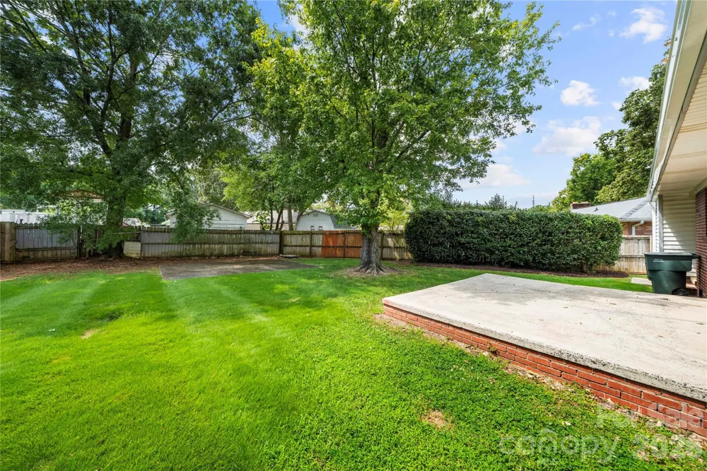 713 Crestwood Avenue Gastonia, NC 28054
