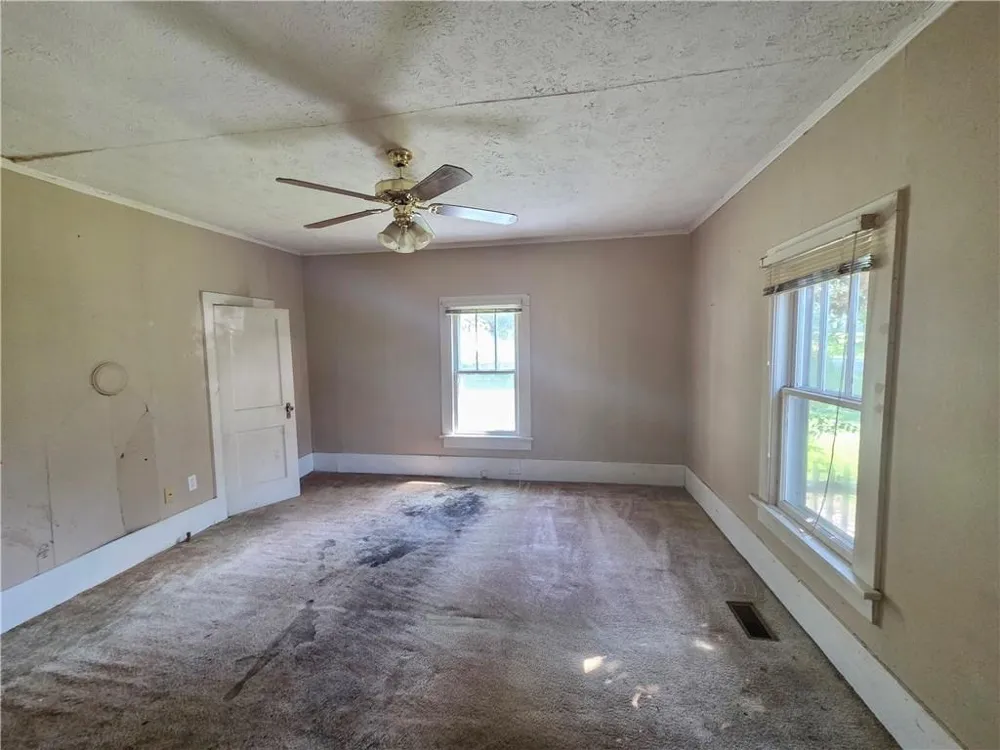 335 E Pine Street Rockmart, GA 30153