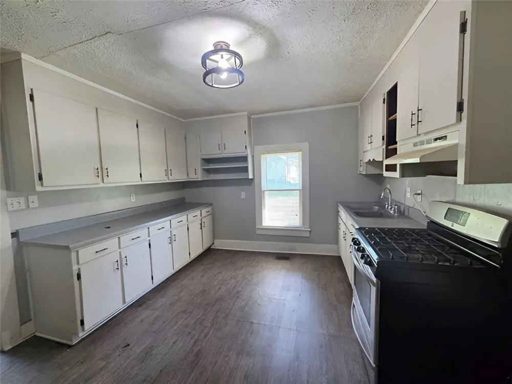 335 E Pine Street Rockmart, GA 30153
