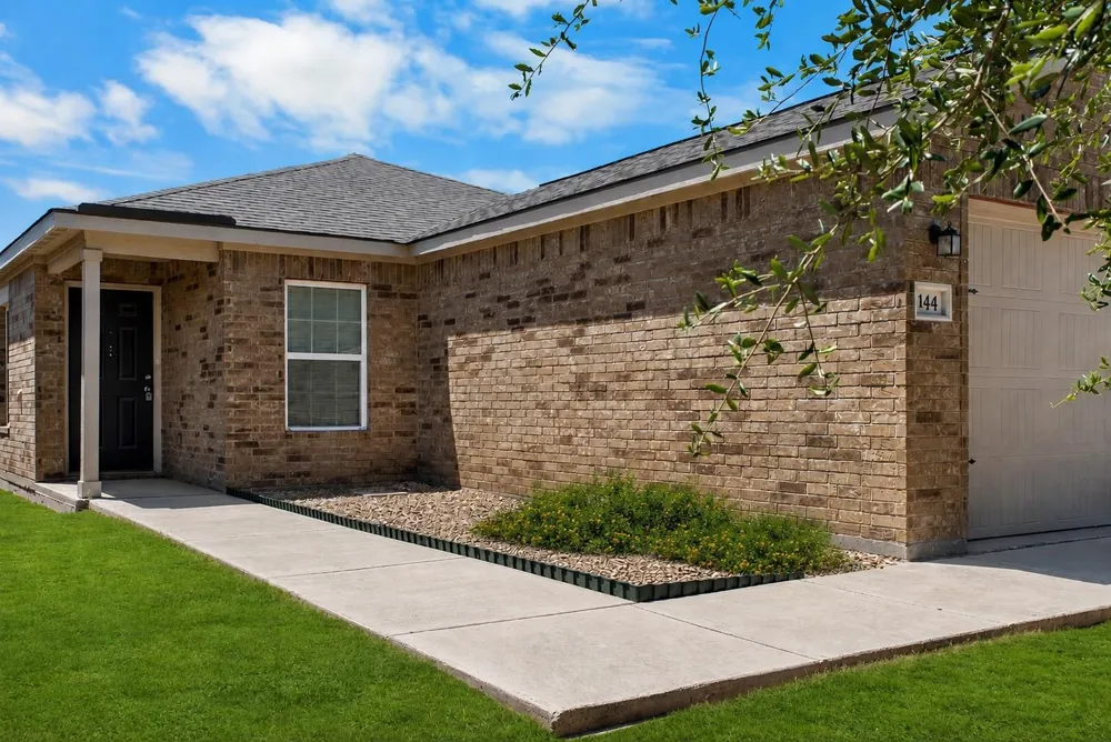 144 Continental Avenue Liberty Hill, TX 78642