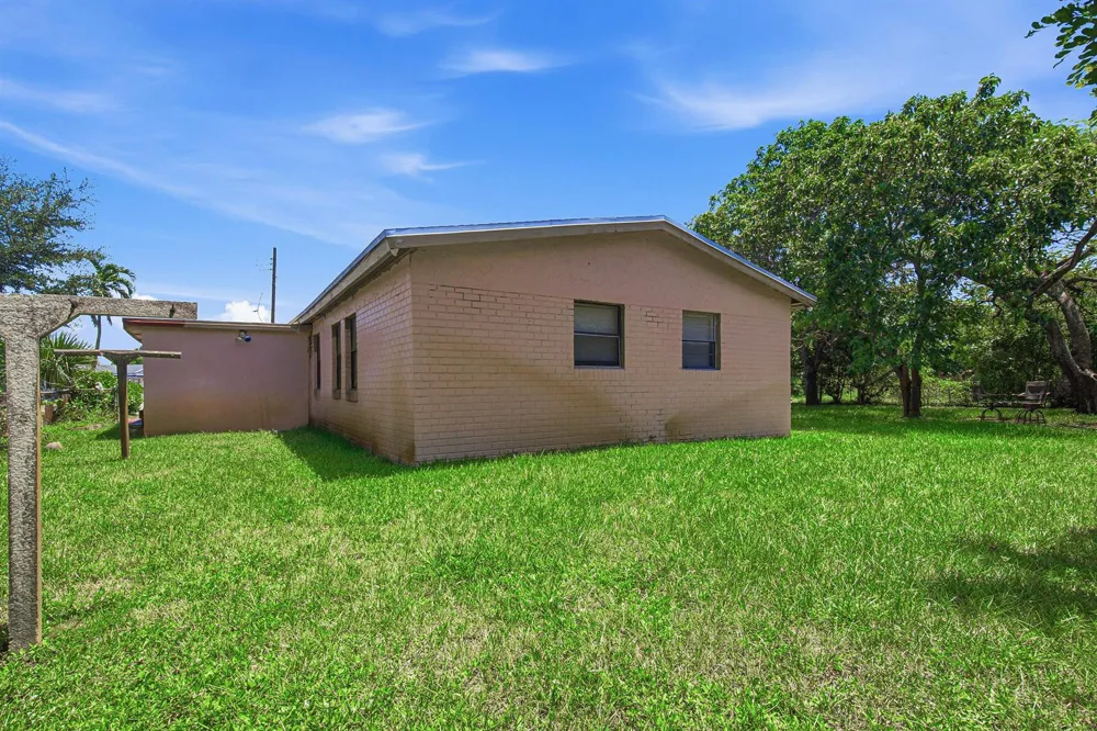 691 NW 20TH COURT Pompano Beach, FL 33060