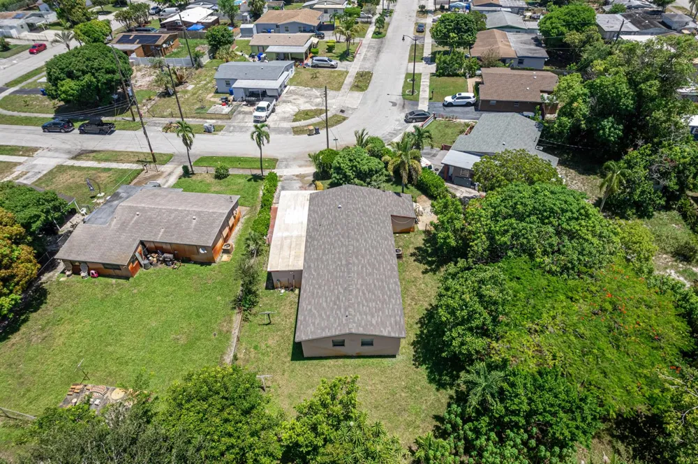 691 NW 20TH COURT Pompano Beach, FL 33060