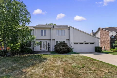 5474 Maple Leaf Court