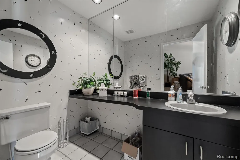 5474 Maple Leaf Court West Bloomfield Charter Township, MI 48322