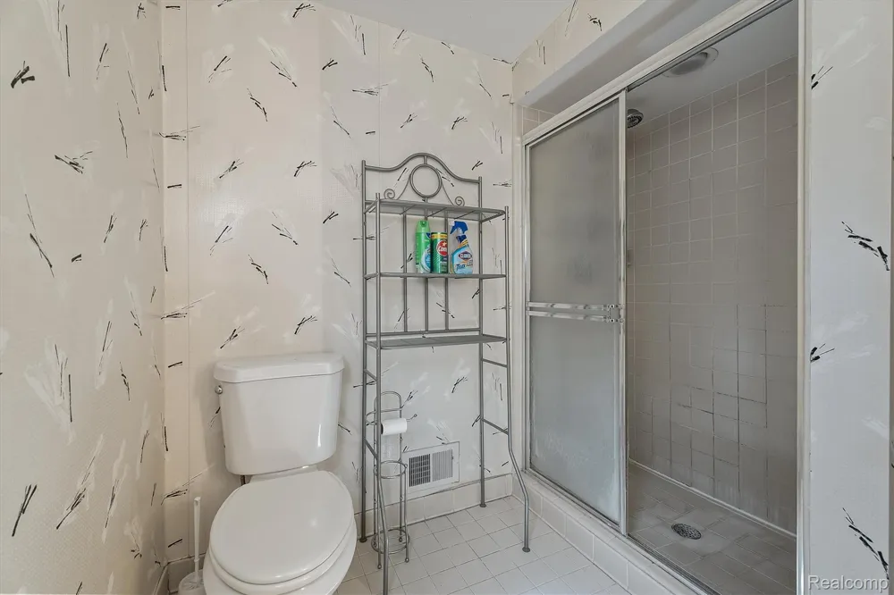 5474 Maple Leaf Court West Bloomfield Charter Township, MI 48322