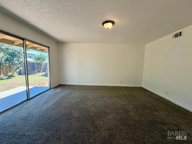 387 Tulip Street Fairfield, CA 94533