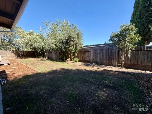 387 Tulip Street Fairfield, CA 94533