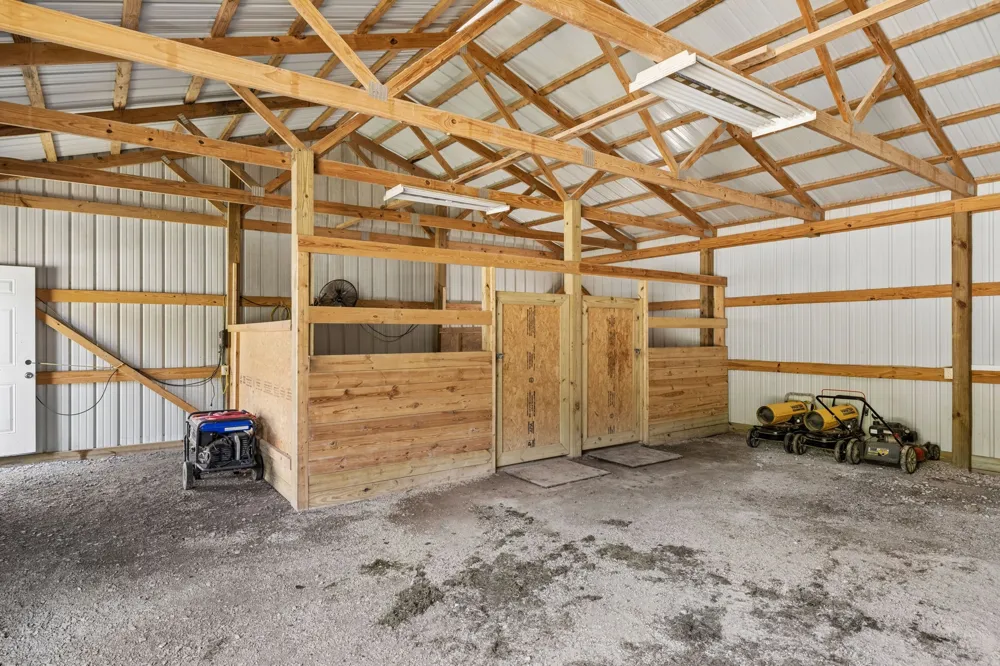 3025 Knob Creek Rd Columbia, TN 38401