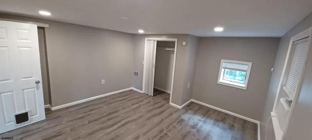 116 N Dorset Ave Ventnor Heights, NJ 08406