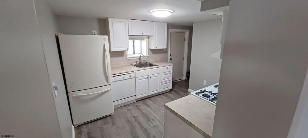 116 N Dorset Ave Ventnor Heights, NJ 08406