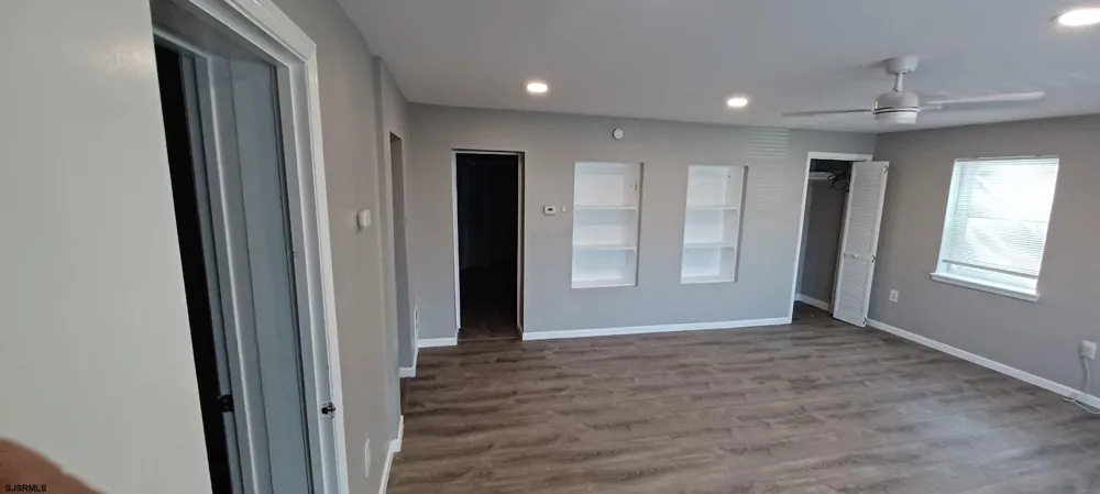 116 N Dorset Ave Ventnor Heights, NJ 08406