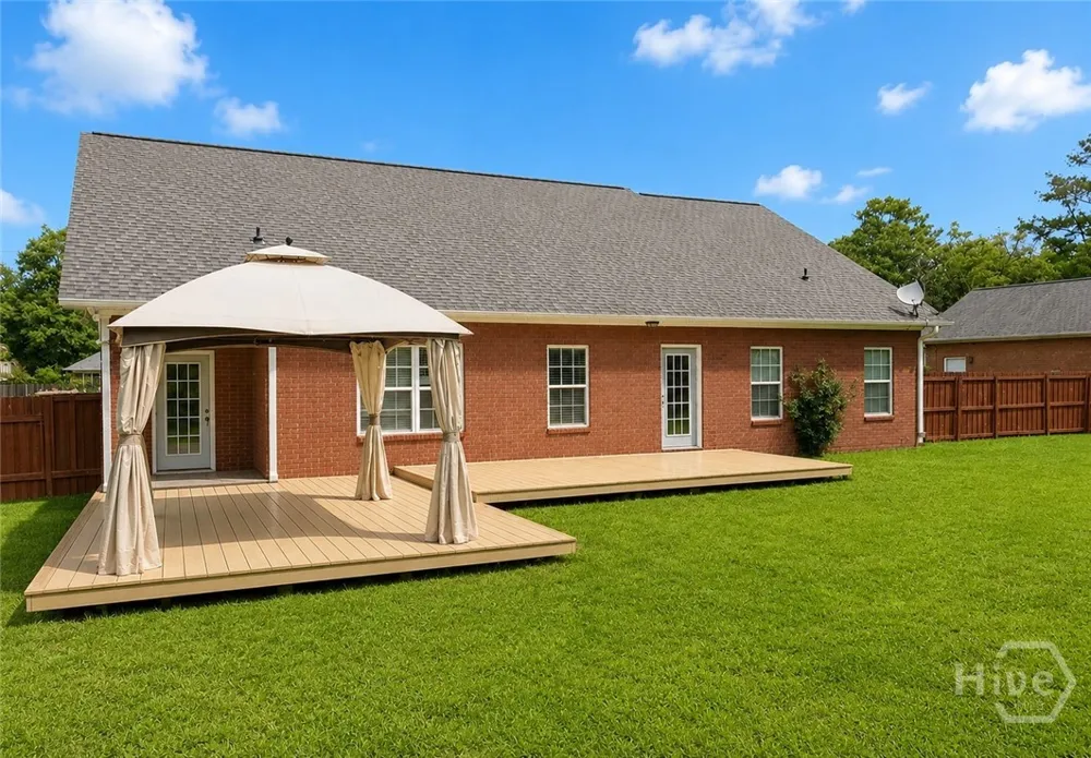 140 Colonial Drive Midway, GA 31320