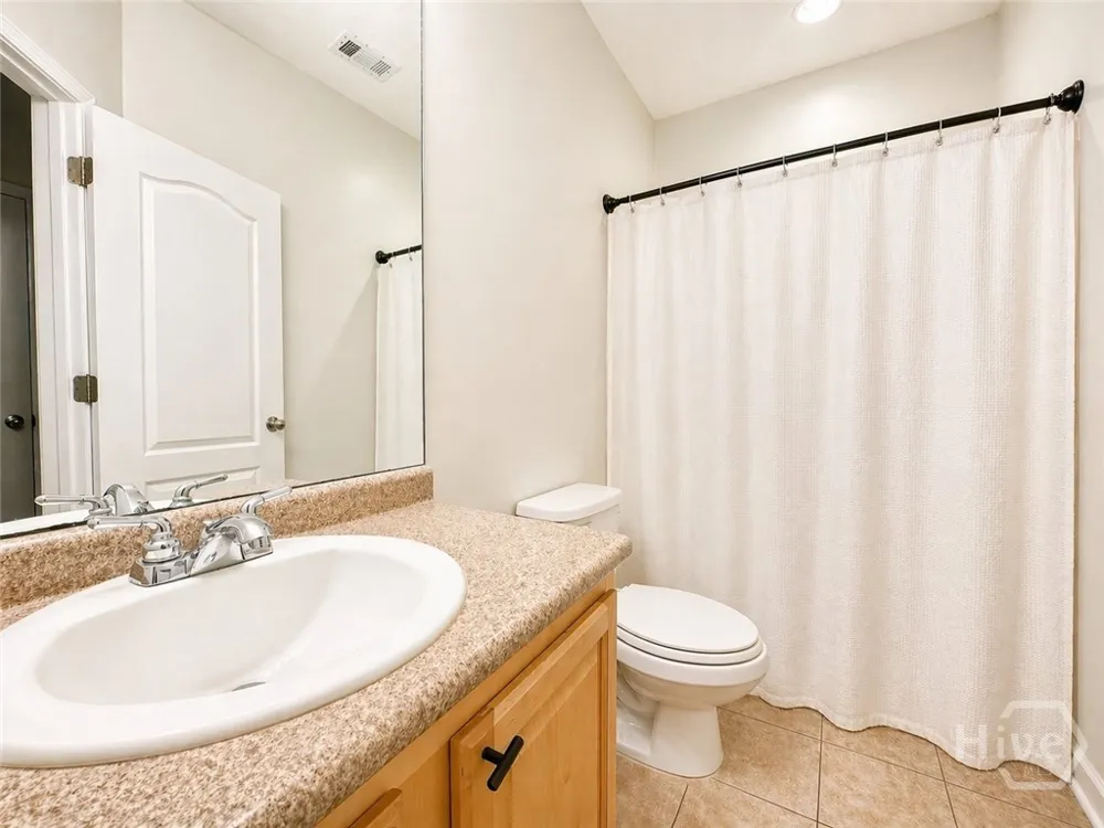140 Colonial Drive Midway, GA 31320