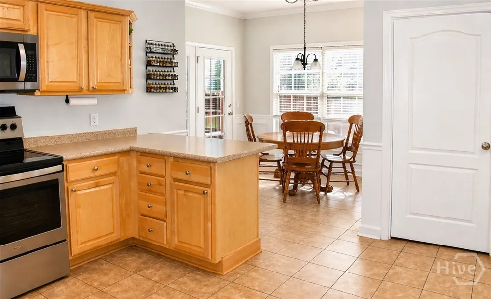 140 Colonial Drive Midway, GA 31320