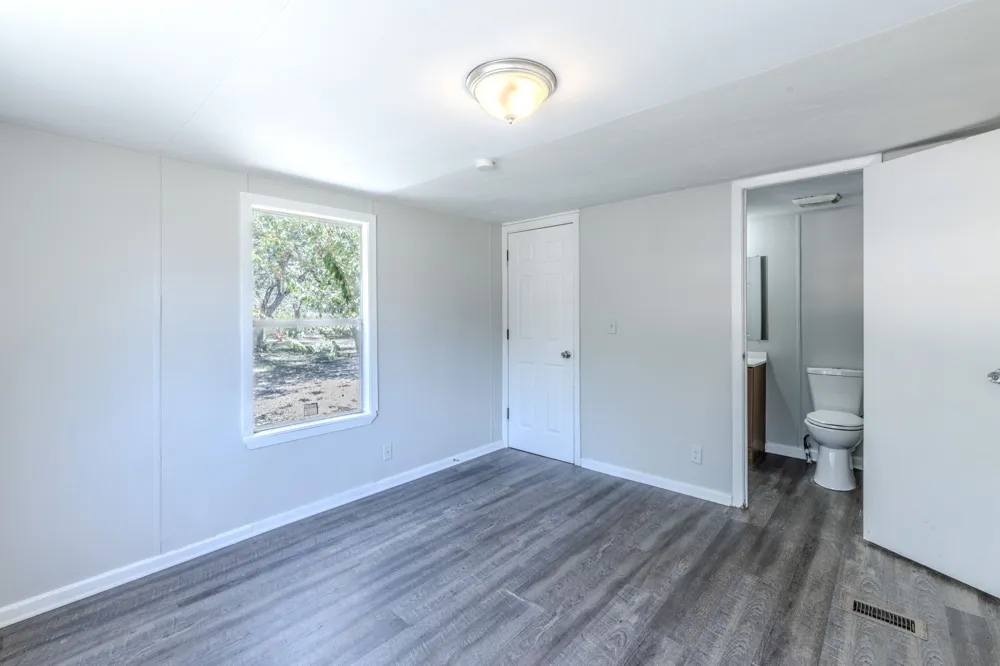 1808 Falcon Oaks Drive Leander, TX 78641