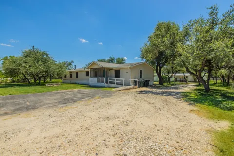 1808 Falcon Oaks Drive