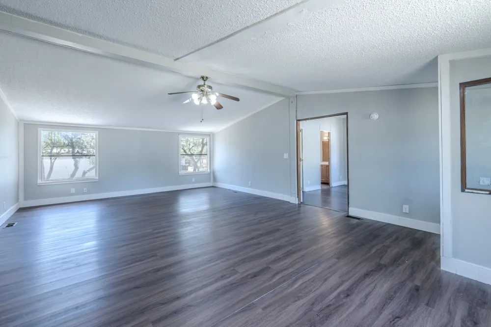 1808 Falcon Oaks Drive Leander, TX 78641