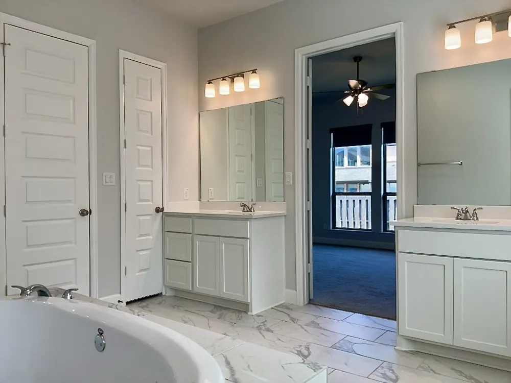 1636 Laverne Mitchell Street Leander, TX 78641