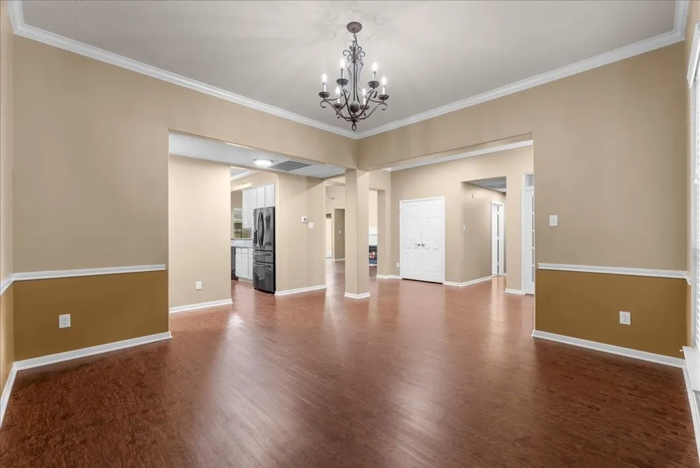913 Elm Pointe League City, TX 77573