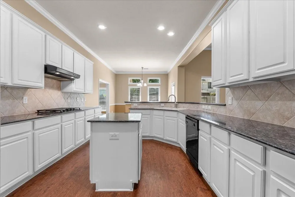 913 Elm Pointe League City, TX 77573