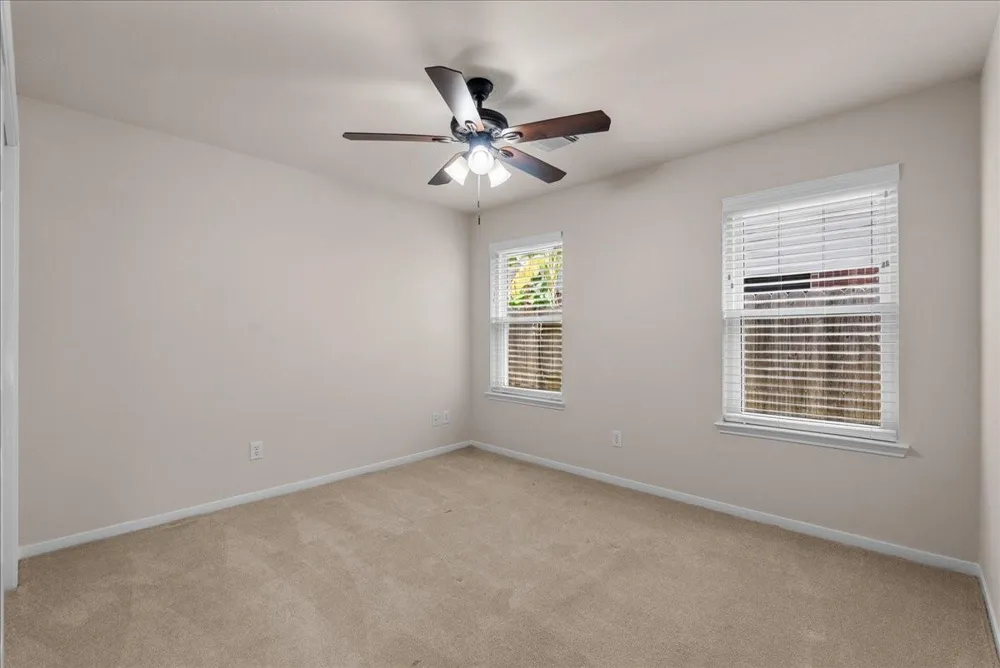 913 Elm Pointe League City, TX 77573