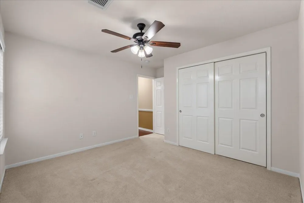 913 Elm Pointe League City, TX 77573