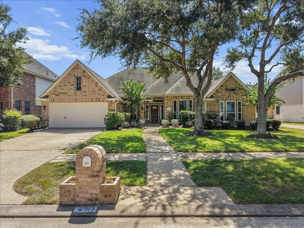 913 Elm Pointe League City, TX 77573