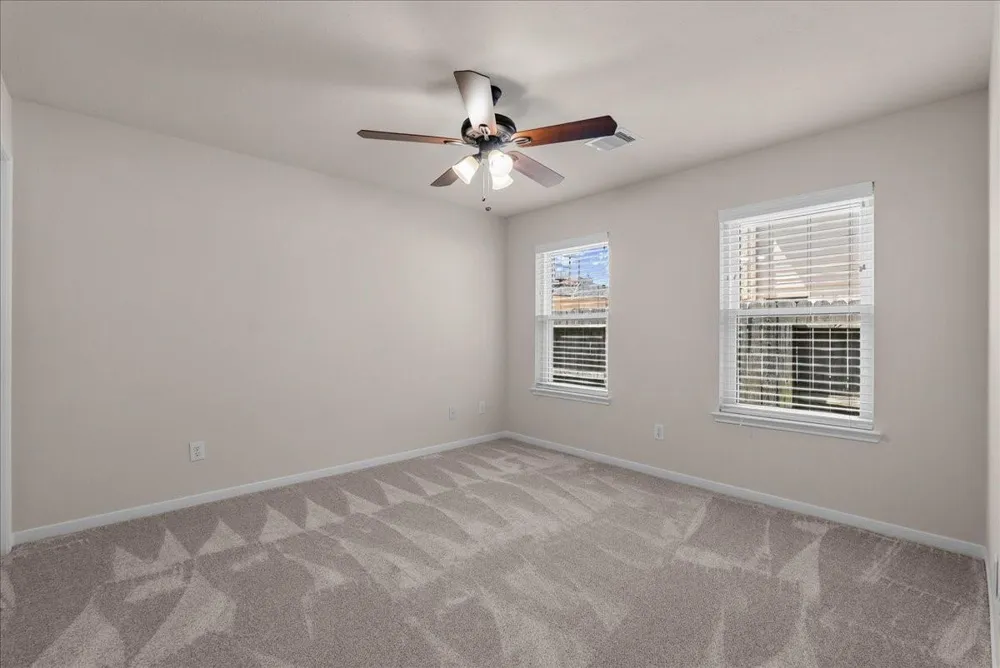 913 Elm Pointe League City, TX 77573