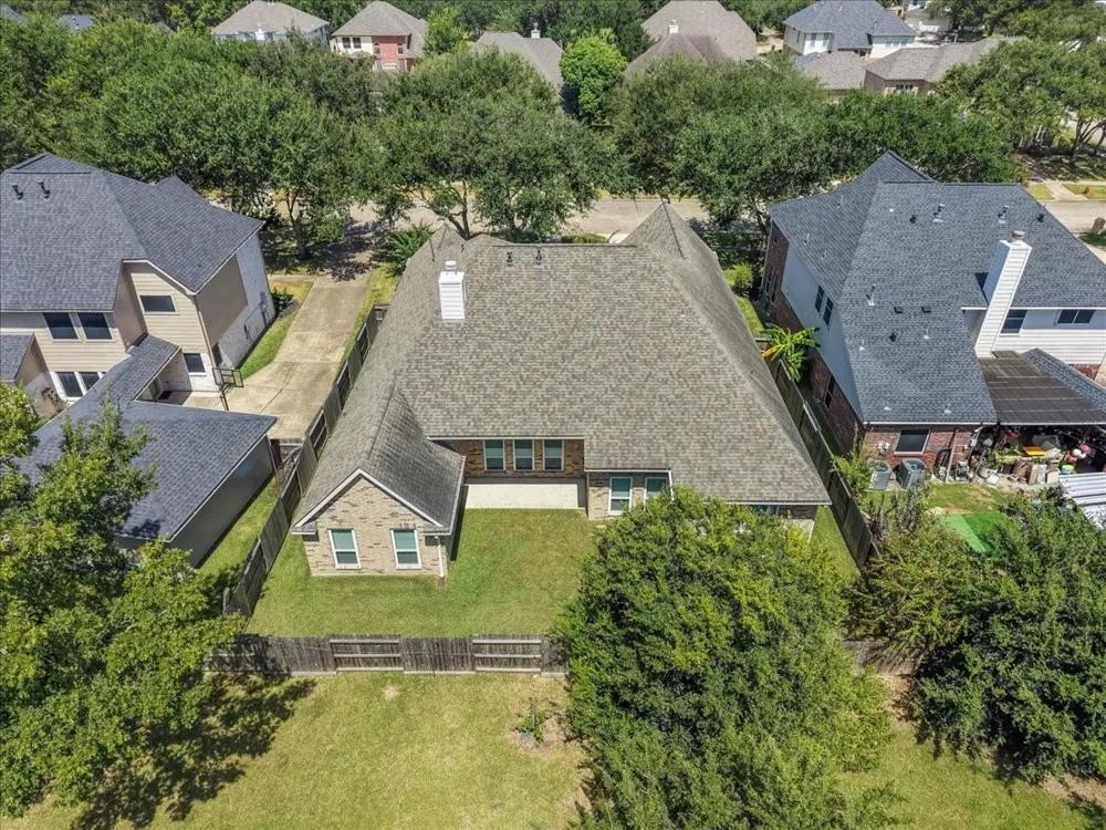 913 Elm Pointe League City, TX 77573