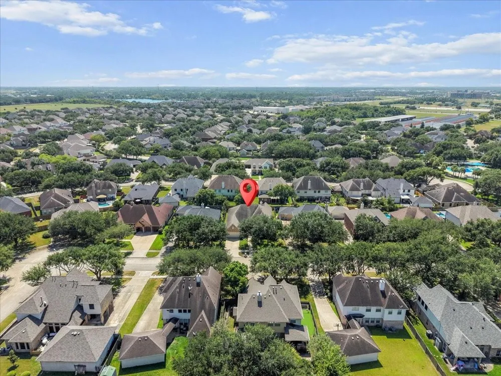 913 Elm Pointe League City, TX 77573