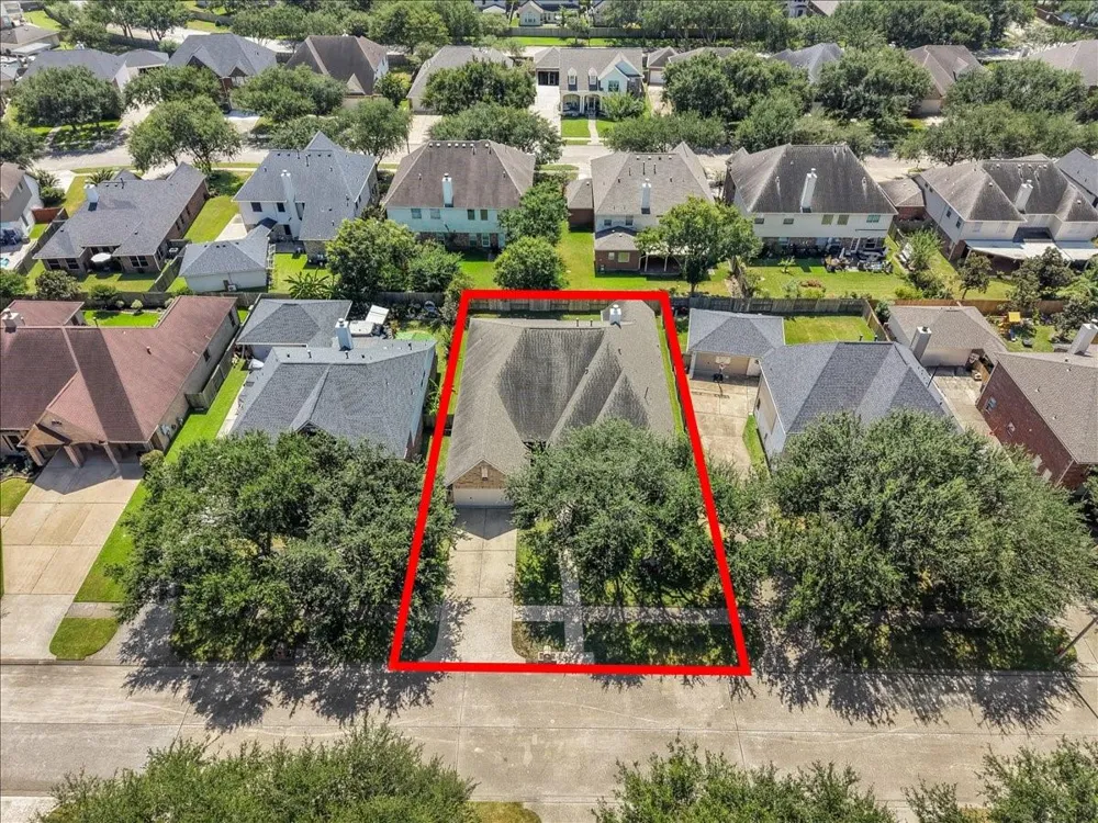 913 Elm Pointe League City, TX 77573