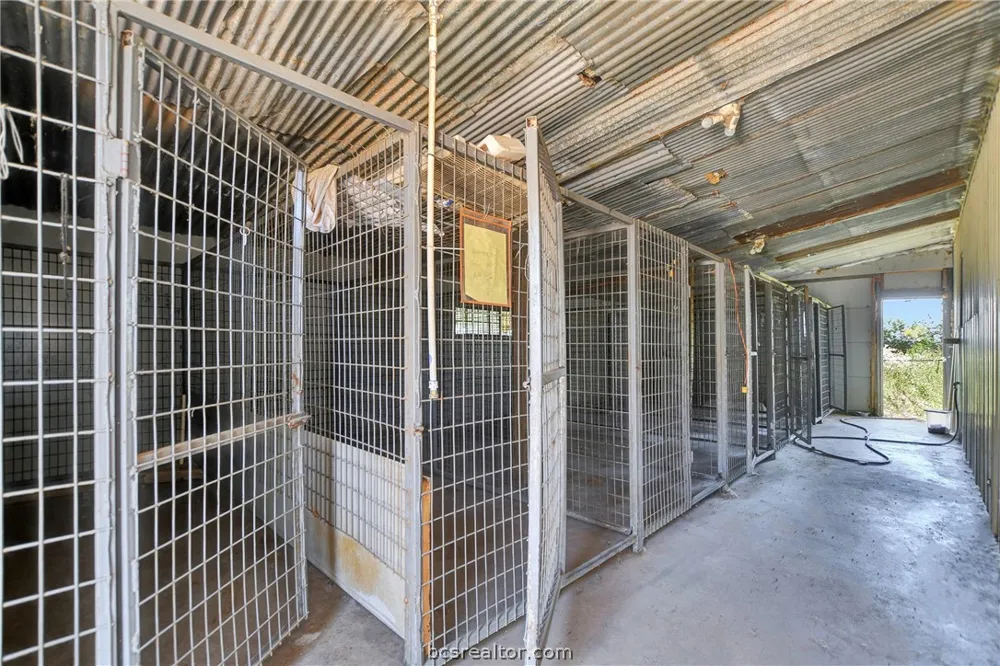 9596 Wallace Road Midway, TX 75852