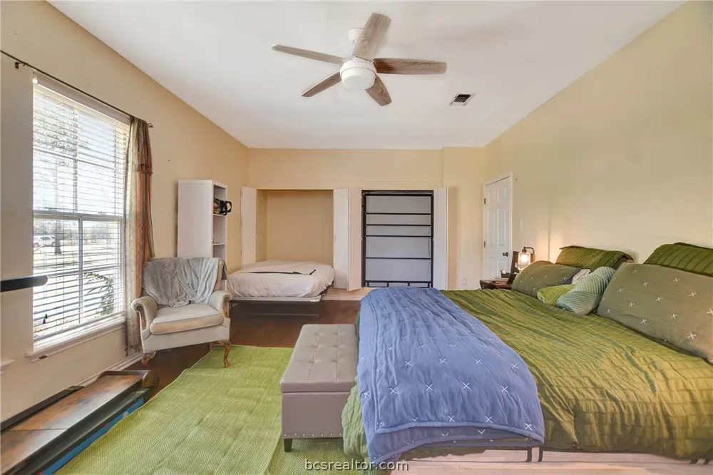 9596 Wallace Road Midway, TX 75852