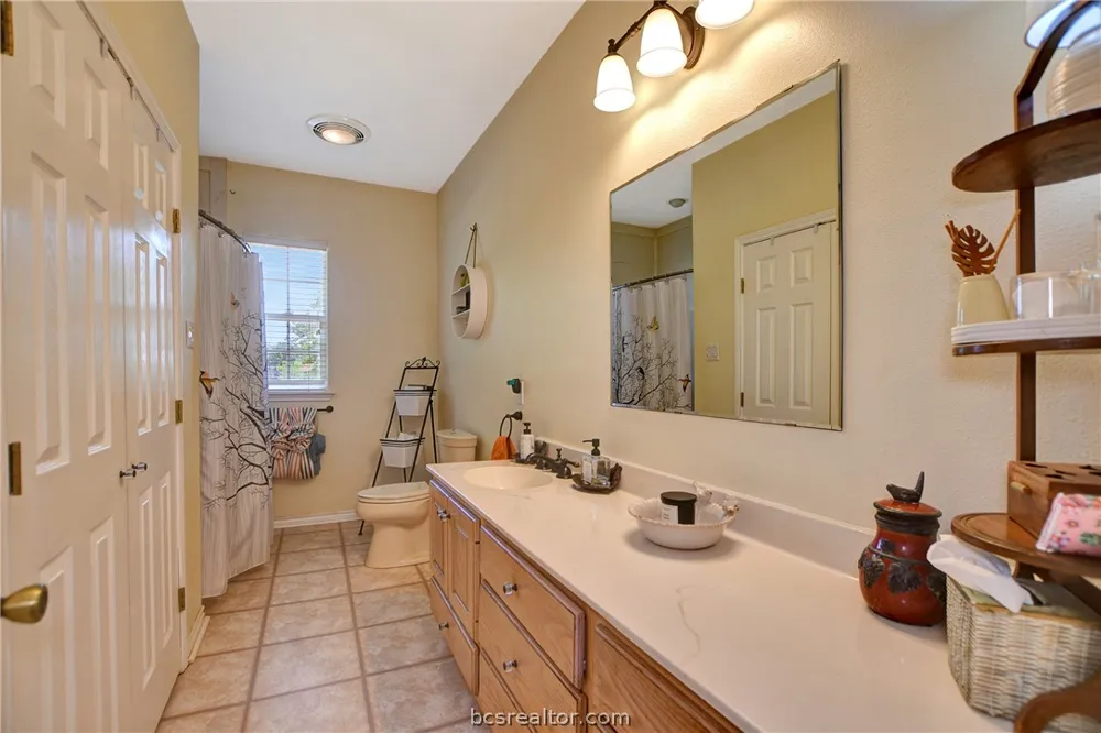 9596 Wallace Road Midway, TX 75852