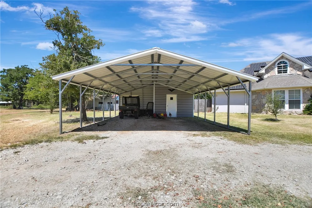 9596 Wallace Road Midway, TX 75852