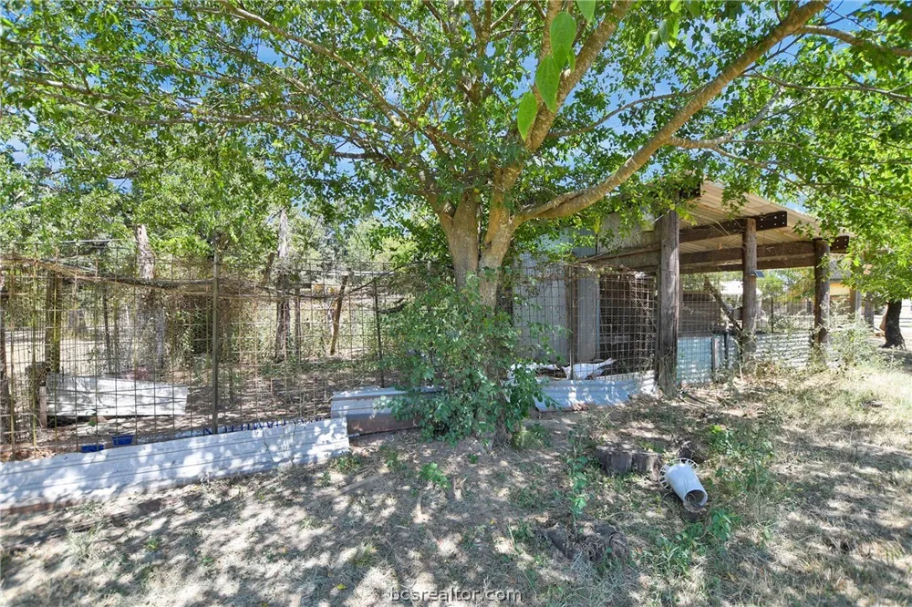 9596 Wallace Road Midway, TX 75852