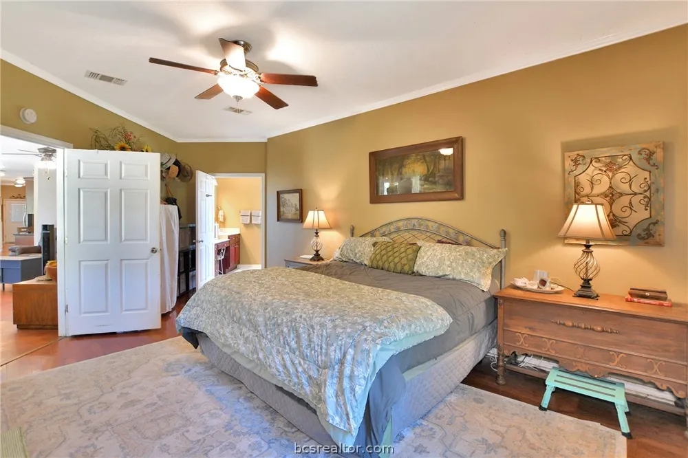 9596 Wallace Road Midway, TX 75852