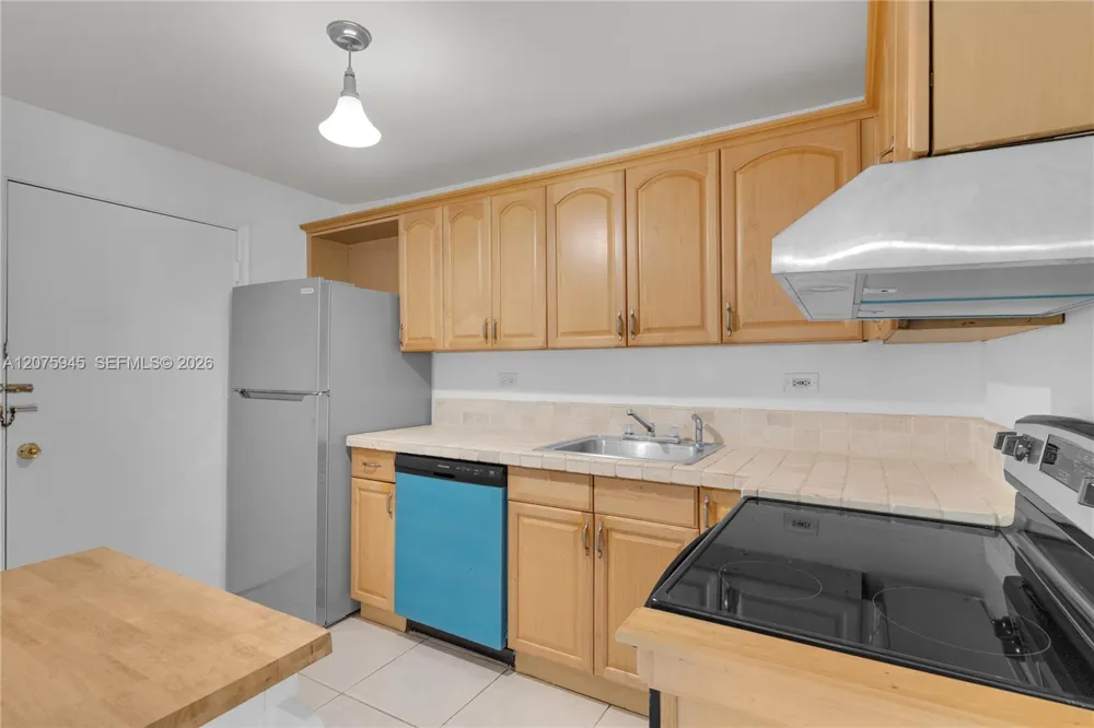 8101 SW 72nd Ave #123W Miami, FL 33143
