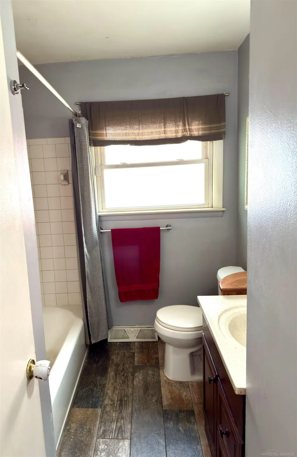 994 VOORHEIS Road Street Waterford Charter Township, MI 48328