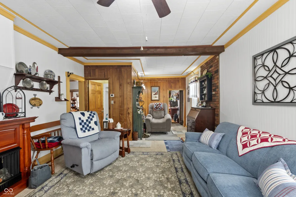 6099 State Road 129 Vevay, IN 47043