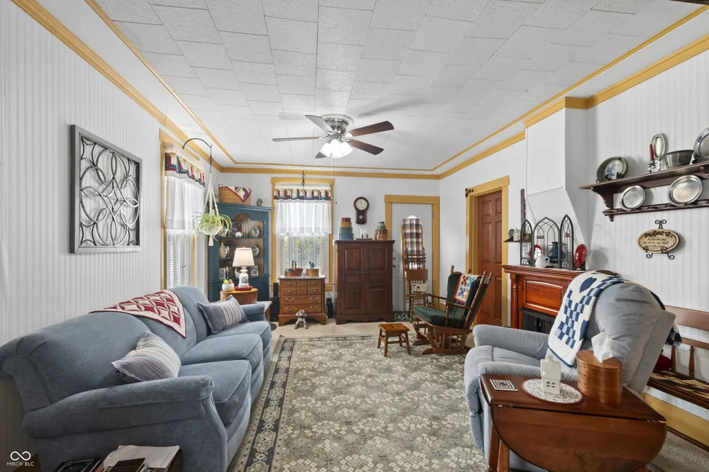 6099 State Road 129 Vevay, IN 47043